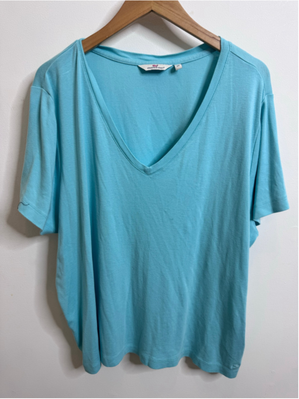 Women's Vineyard Vines V-Neck Tee Blue 3X